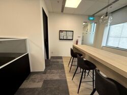 UE Square (D9), Office #629213981